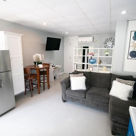 Stacys Place #3 Studio Apartment Port of Spain Eksteriør bilde